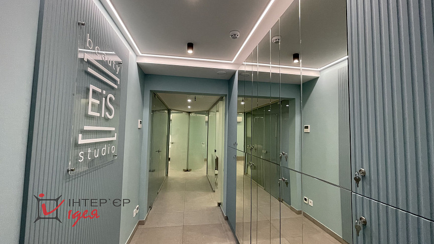 Салон краси "EIS" площею 60 м²