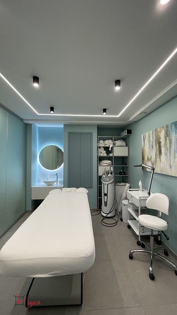 Салон краси "EIS" площею 60 м²