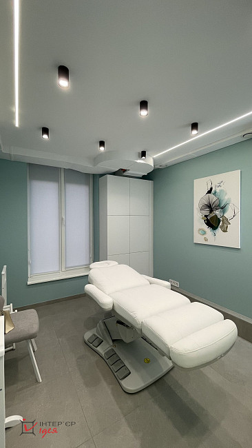 Салон краси "EIS" площею 60 м²