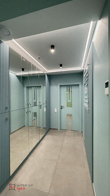 Салон краси "EIS" площею 60 м²